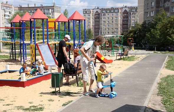 В Челябинске предложили ввести стандарт при благоустройстве дворовых территорий