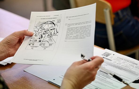Депутат Госдумы Скрозникова предложила поручить разработку заданий для ЕГЭ минпросу
