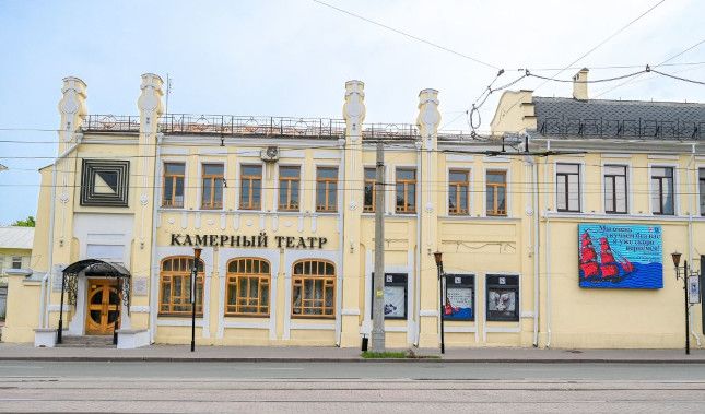 В Камерном театре ставят пьесу автора «Такси»