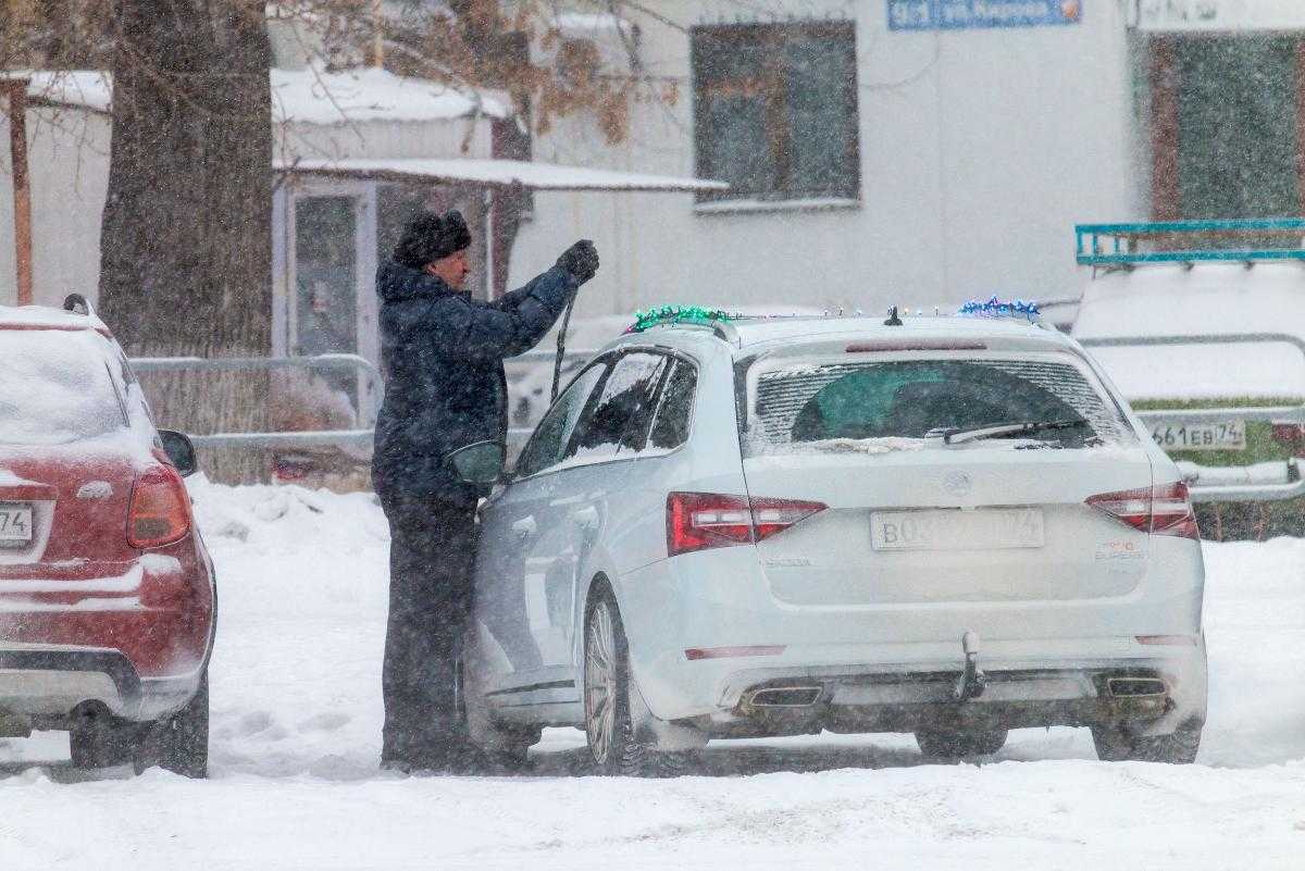 В южноуральской ГАИ рассказали, как подготовиться к зимнему путешествию на автомобиле