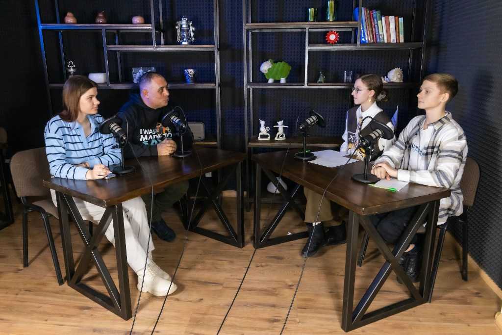 Ветврач Карен Даллакян резко высказался против традиции дарить животных