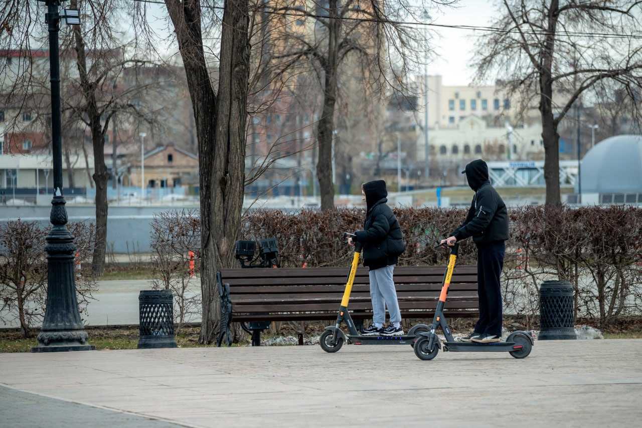 Для самокатчиков в Челябинске оборудуют еще семь километров велодорожек