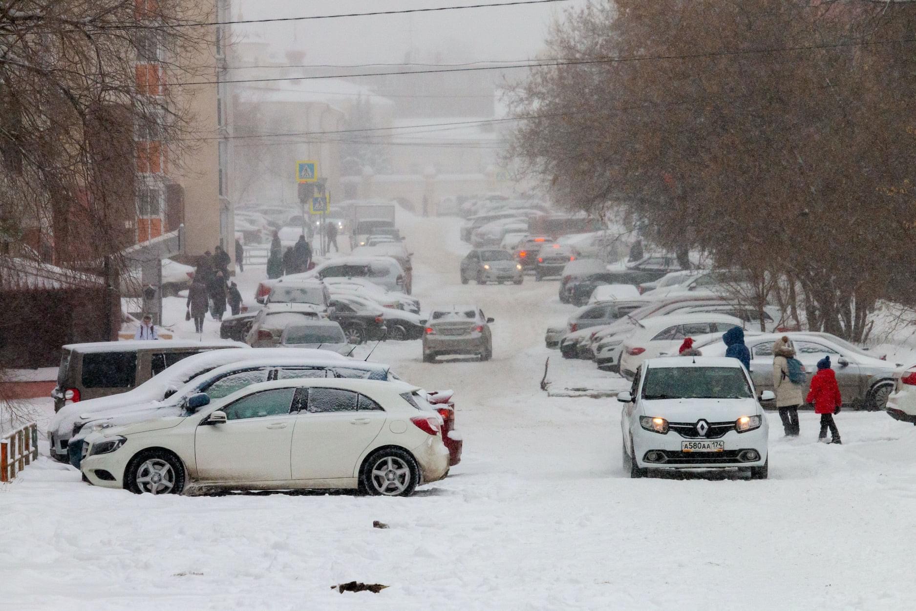 Снегопад может осложнить дорожную ситуацию в Челябинской области 