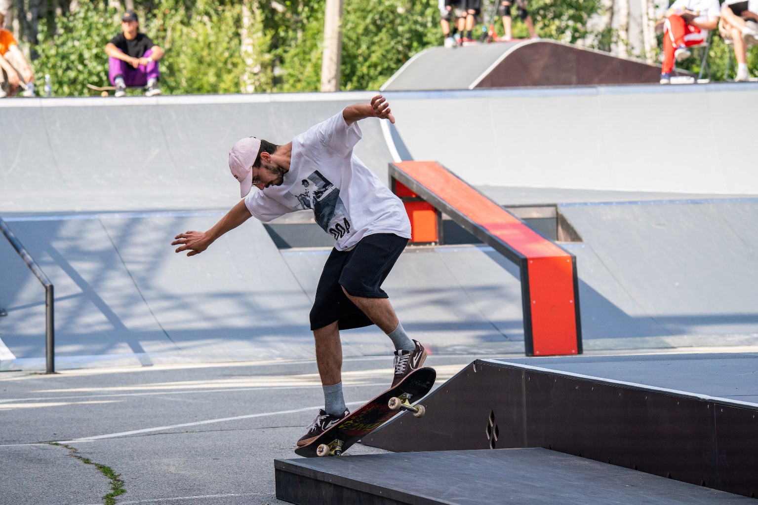 В Челябинске открылся скейт-парк международного уровня
