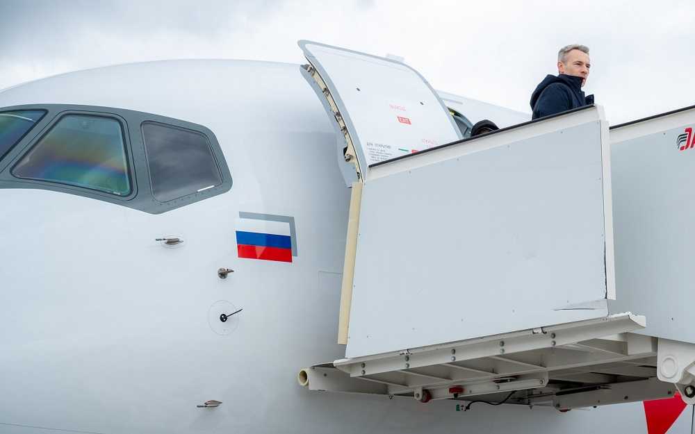 Мишустин разрешил иностранцам въезжать в Россию по электронной визе через аэропорт Челябинска