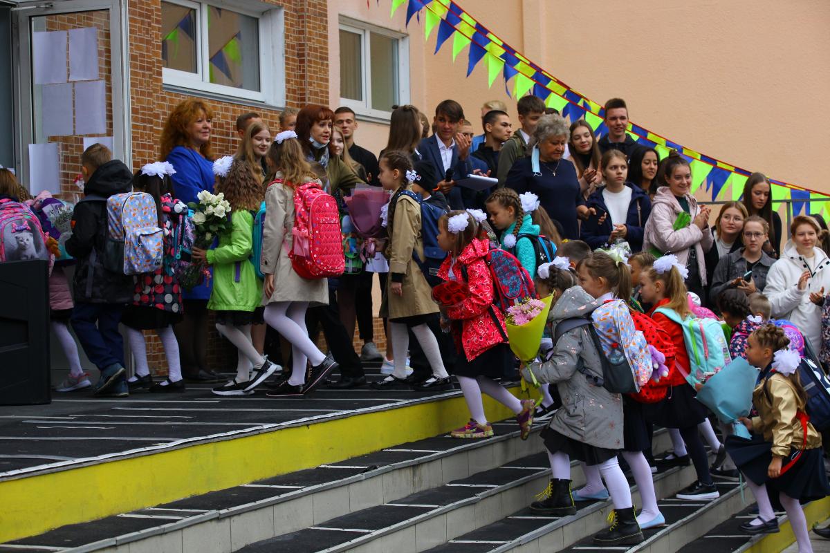 В день знаний в челябинские школы пойдёт более 16 тысяч первоклашек