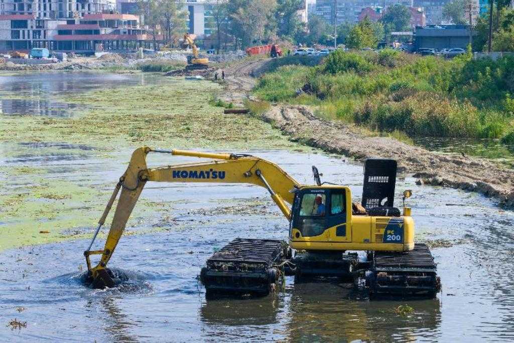 В Челябинске продолжат чистить реку Миасс