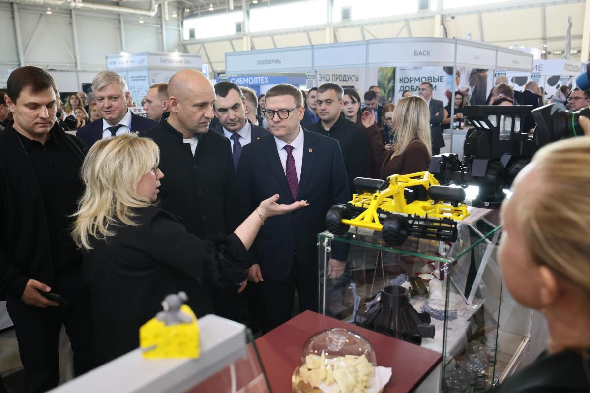 На выставке УрФО положительно оценили развитие АПК Южного Урала
