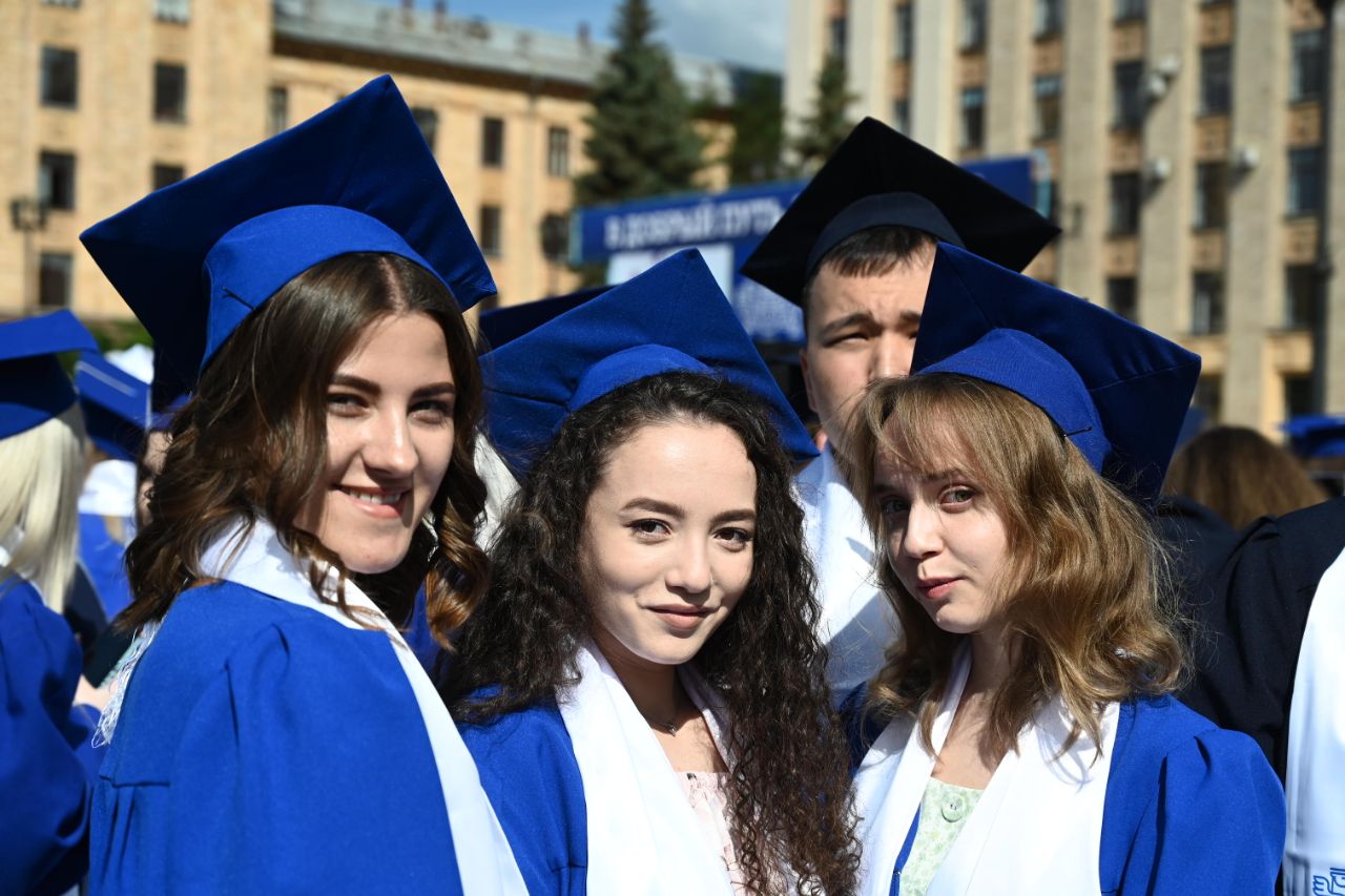 Два южноуральских вуза вошли в топ российского рейтинга по уровню зарплат выпускников 