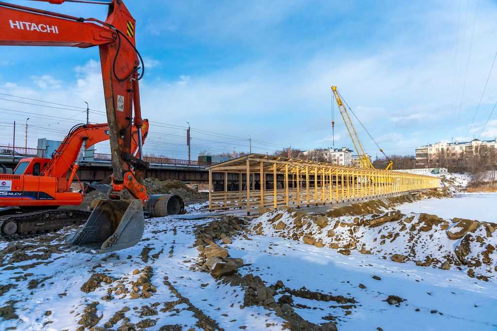 В Челябинске изменят движение транспорта на время ремонта Ленинградского моста