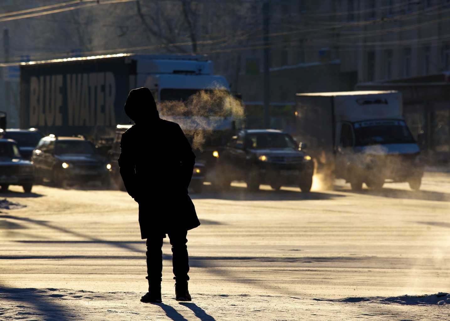 Снег и гололед по-прежнему осложнят обстановку на южноуральских дорогах