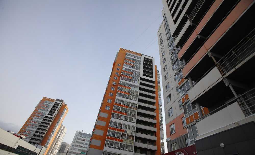 В Челябинске и Магнитогорске пошли вниз цены на жилье в новостройках