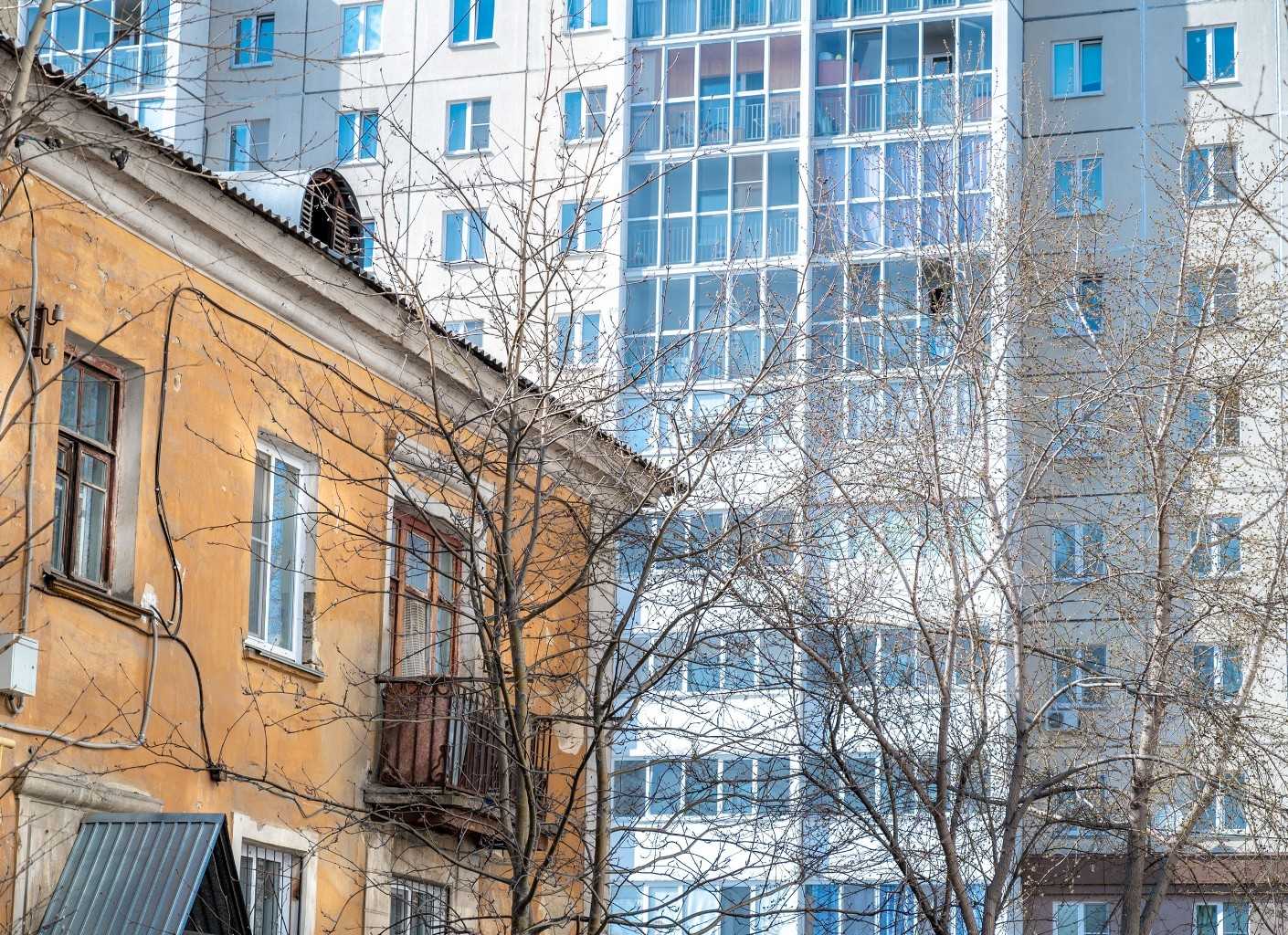 Уральский федеральный округ стал лидером по расселению ветхого жилья