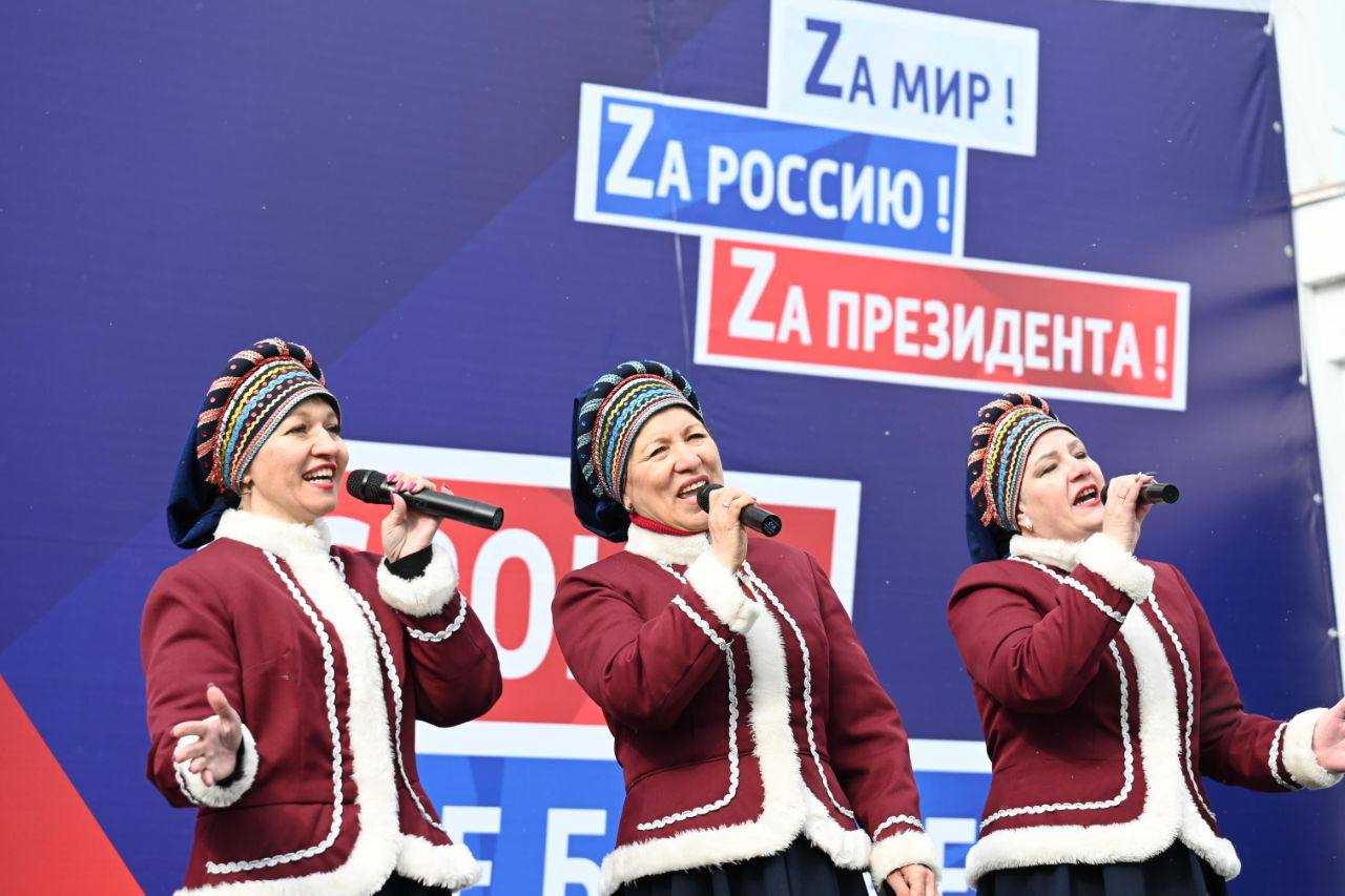 Концерт «Крымская весна» собрал в челябинском парке семь тысяч человек