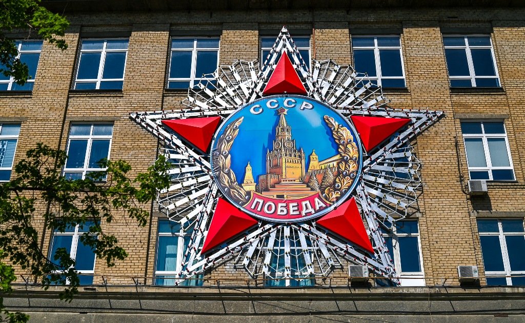 Орден Победы на здании Теплотеха в Челябинске будет подсвечиваться ежедневно