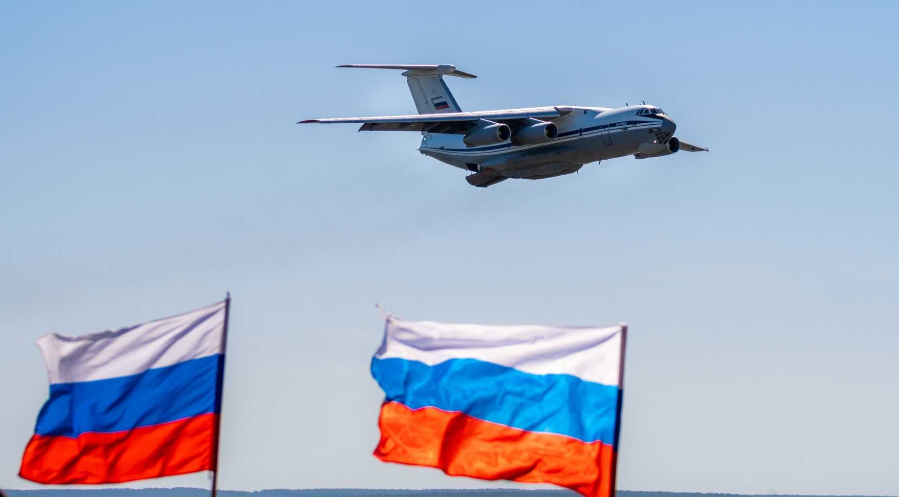 Владимир Путин на сутки опередил нападение войск НАТО на Донбасс