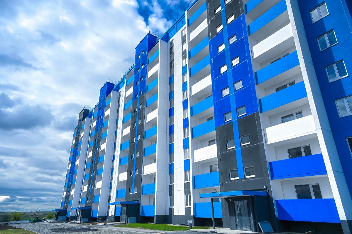 В УрФО в этом году ввели в эксплуатацию 4,3 миллиона квадратных метров жилья