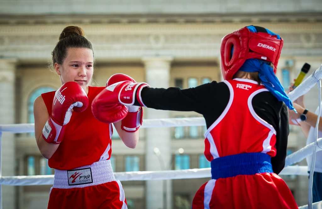 В программу уроков физкультуры в Челябинске могут включить бокс