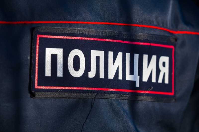Пьяный челябинец избил женщину на Кировке и напал на полицейского