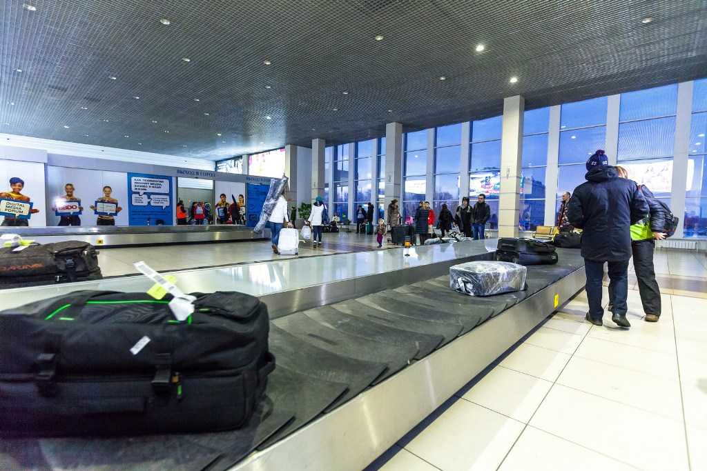 Аэропорт Челябинска возобновил прием рейсов