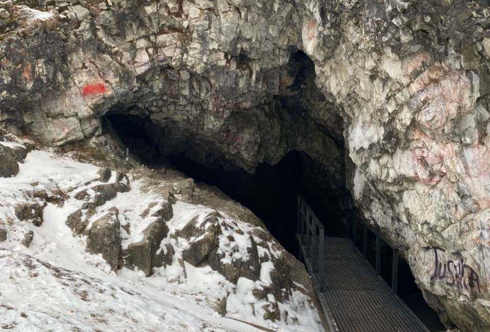 Возле уникальной пещеры на Южном Урале оборудована экотропа