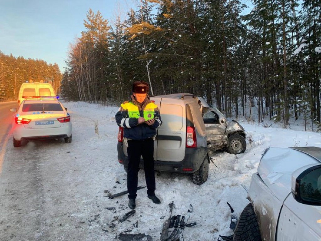 Водитель из Челябинска устроил аварию с тремя пострадавшими