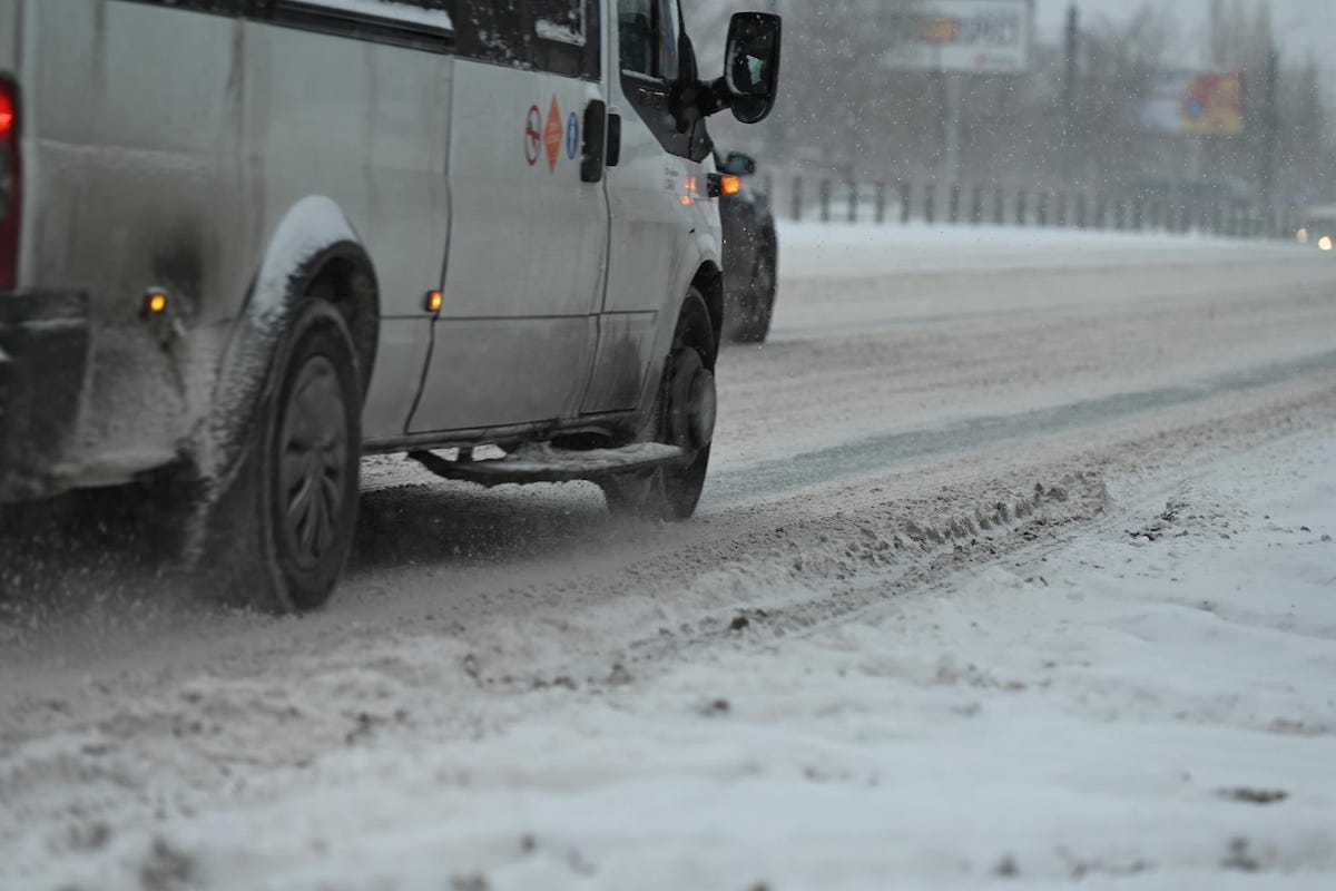 В южных районах Челябинской области прошел ледяной дождь