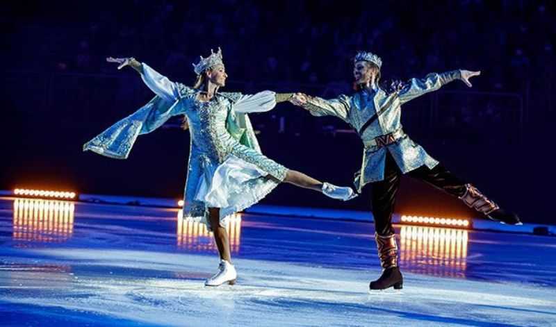В Челябинске состоялось благотворительное ледовое шоу для врачей, боровшихся с ковидом