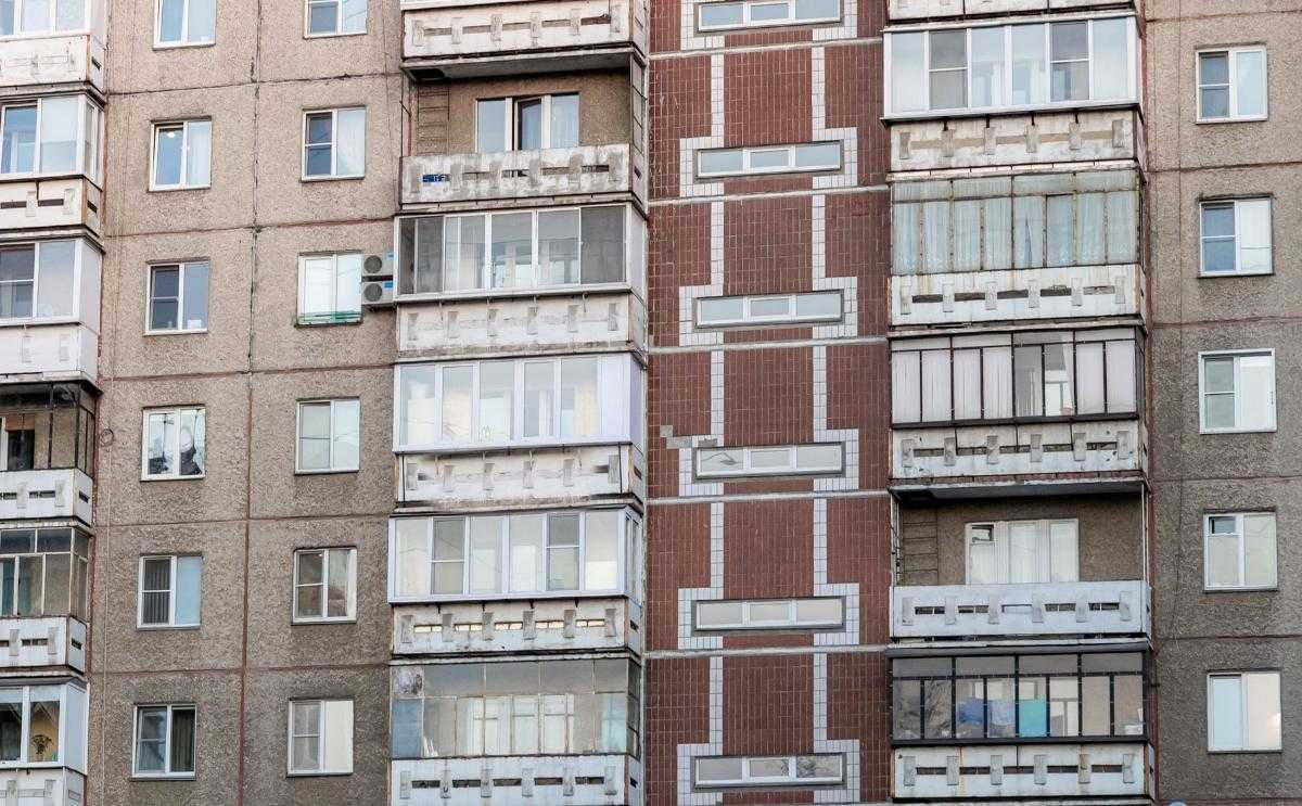 Челябинец в своей квартире прописал 40 мигрантов 
