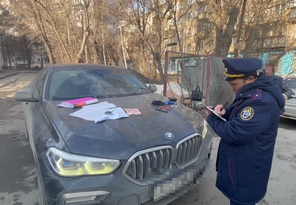 Южноуральские чекисты задержали челябинца за дачу крупной взятки