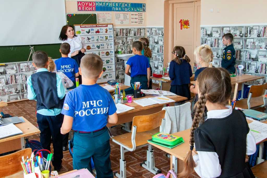 Челябинские учителя получат выплаты за классное руководство