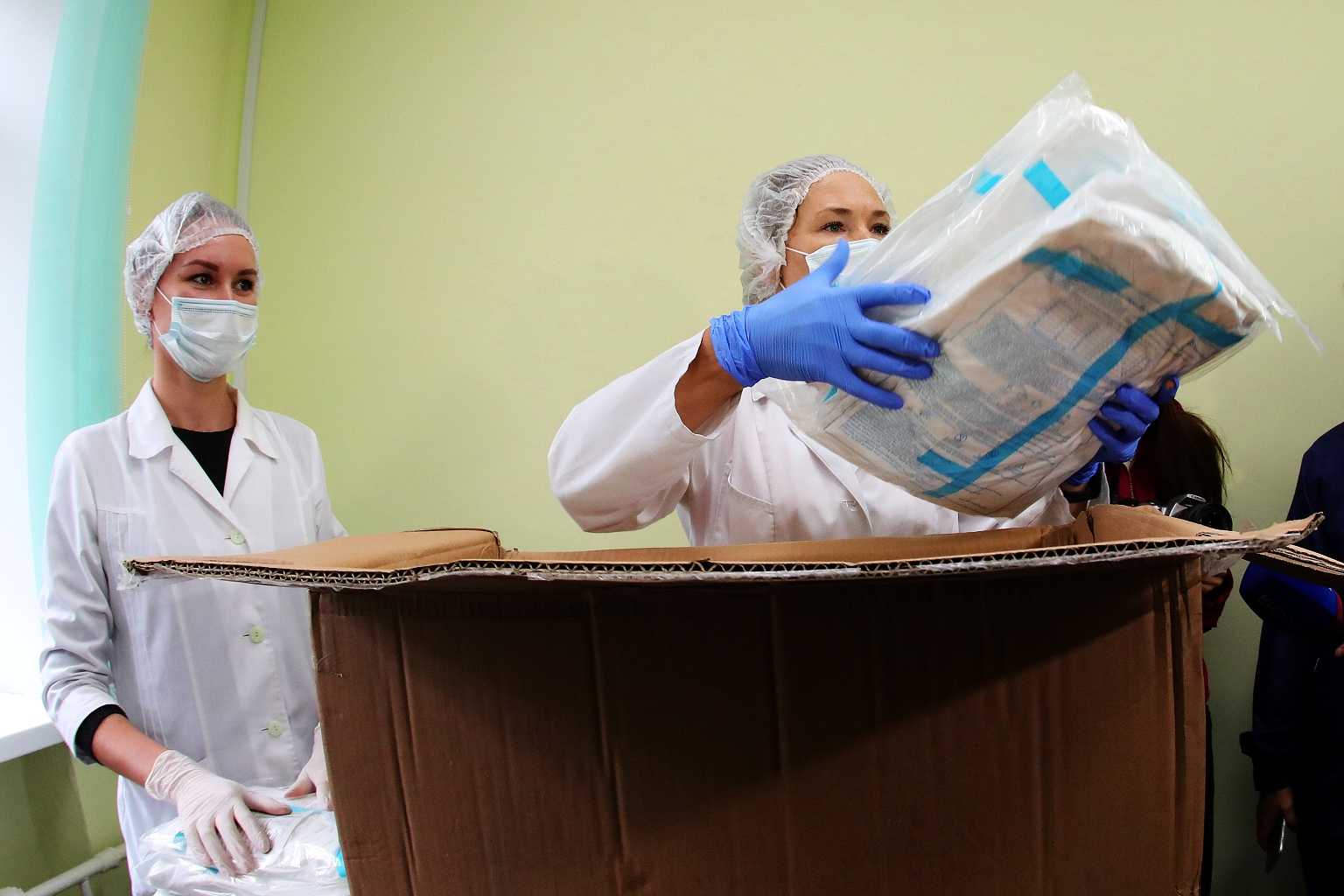 Южноуральские поликлиники получат дополнительные средства на борьбу с омикроном