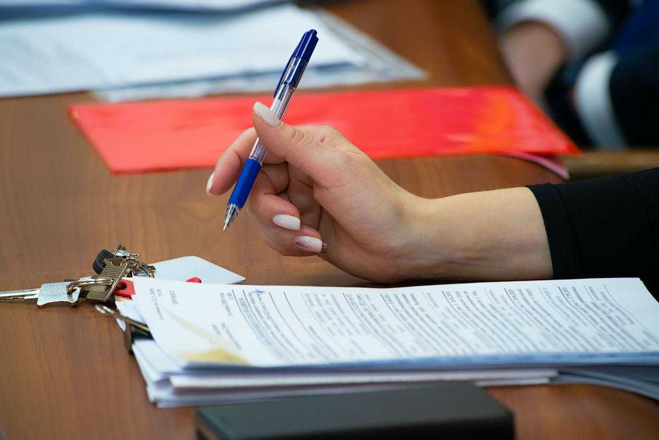 Челябинская область в тройке лидеров УрФО по выдаче гражданства РФ иностранцам 