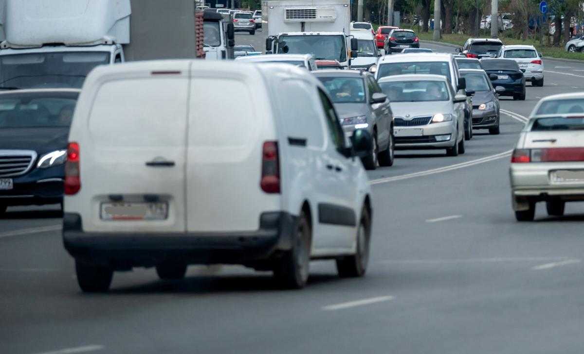 В Копейске водитель не оплатил более 100 штрафов ГИБДД