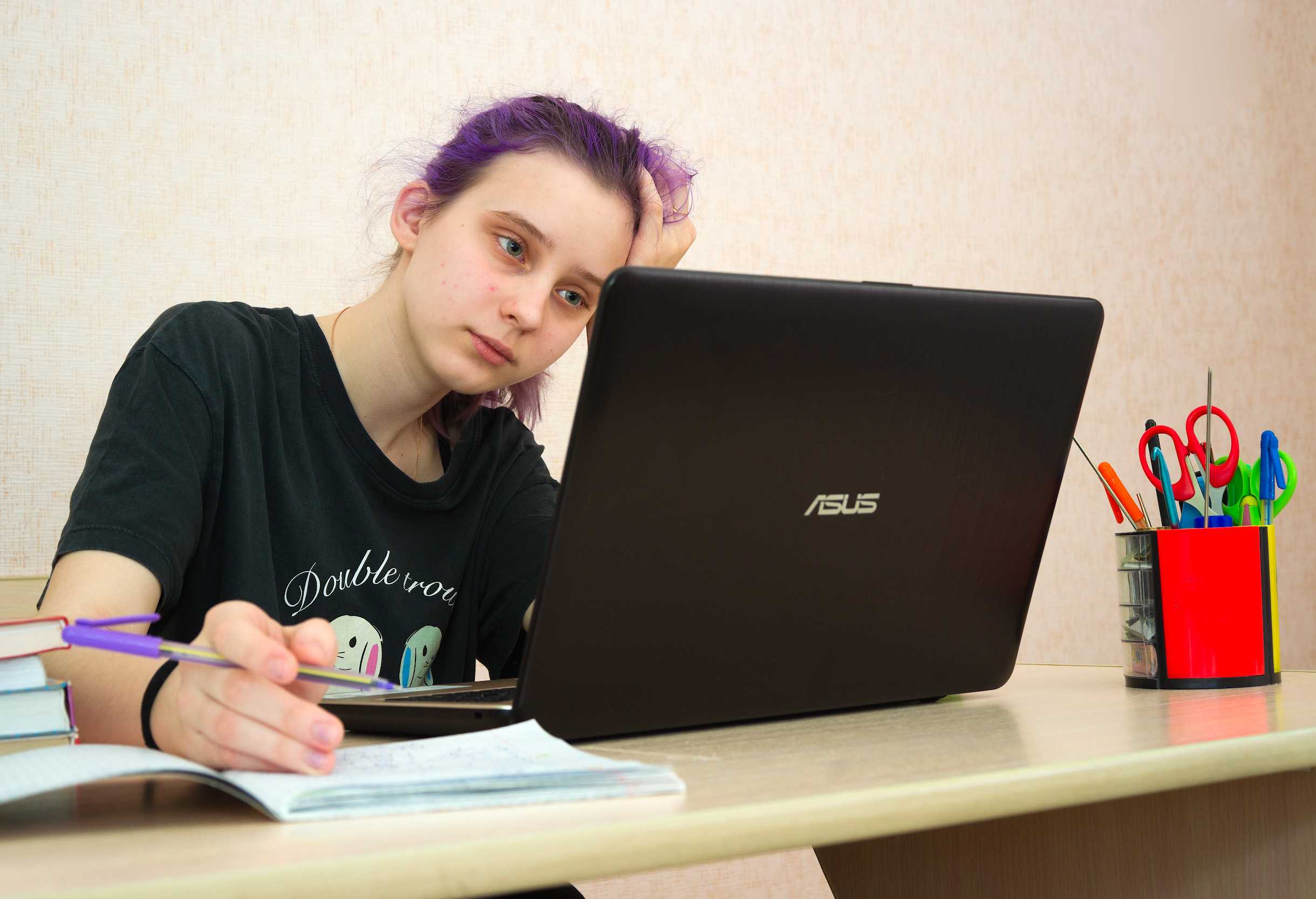 Старшеклассников и студентов на Южном Урале могут отправить на дистант