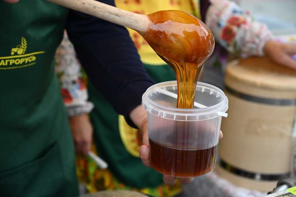 В челябинских магазинах обнаружили неправильный мёд