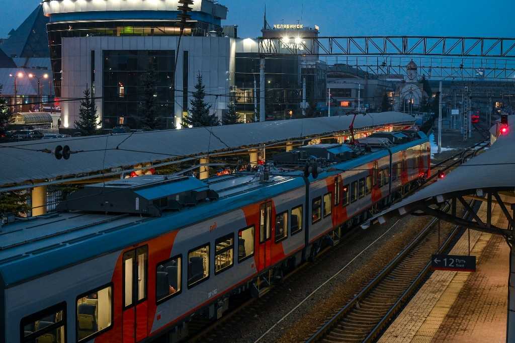 Для челябинцев в марте пустят дополнительный поезд до Москвы
