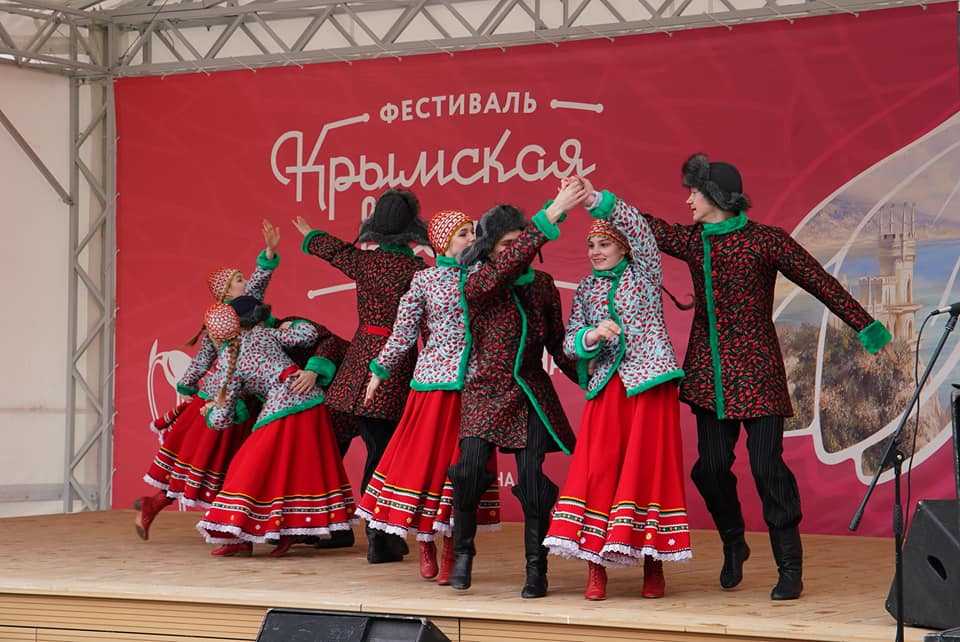 Самые яркие моменты праздника «Крымская весна» на челябинской Кировке