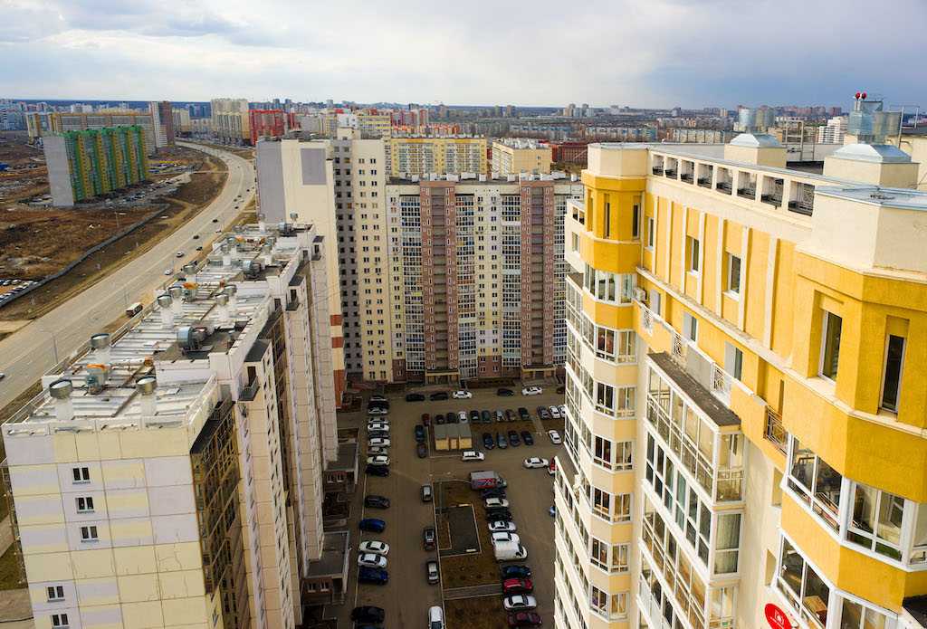 В Челябинске двухлетний мальчик умер, упав из окна на седьмом этаже