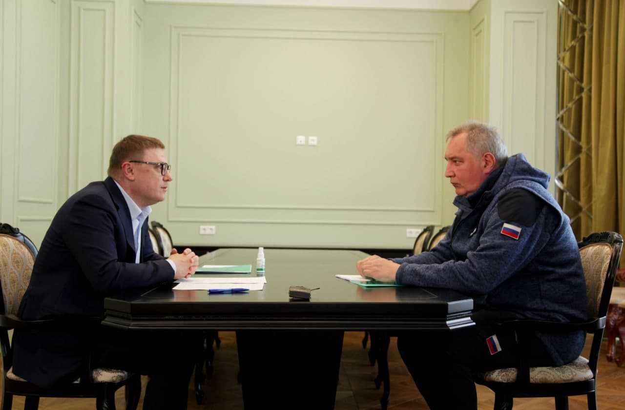Политолог назвал слова Рогозина на встрече с Текслером интригой года