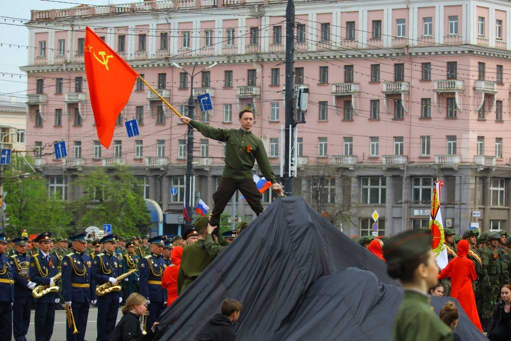 В Челябинске ограничат движение в связи с тренировкой Парада Победы