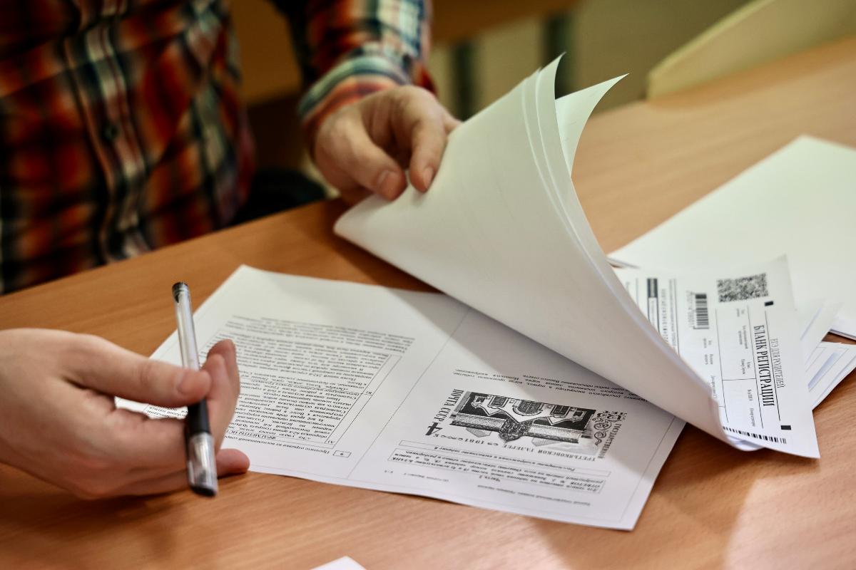 Челябинские выпускники вдвое чаще получают 100 баллов на ЕГЭ, чем в прошлом году