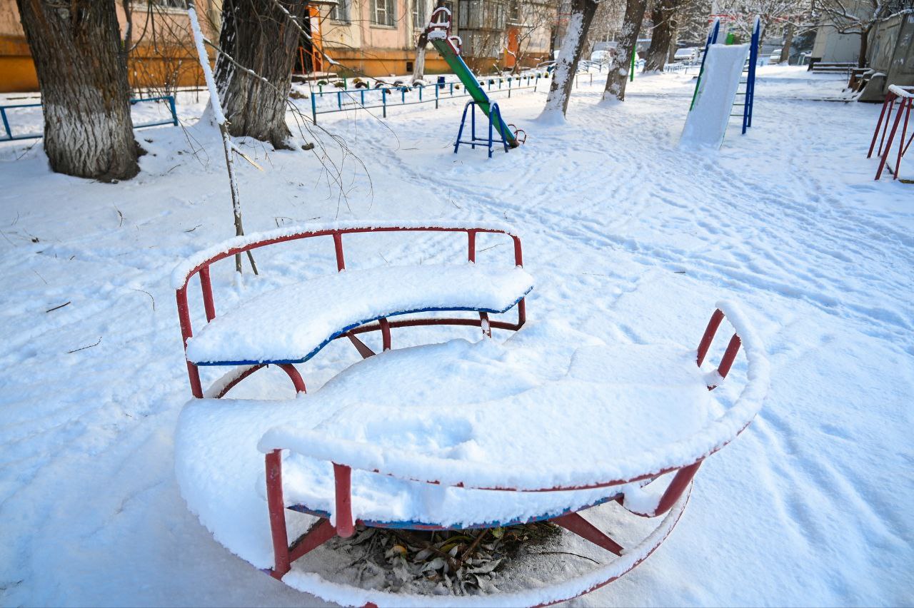 В Челябинск пришла зима