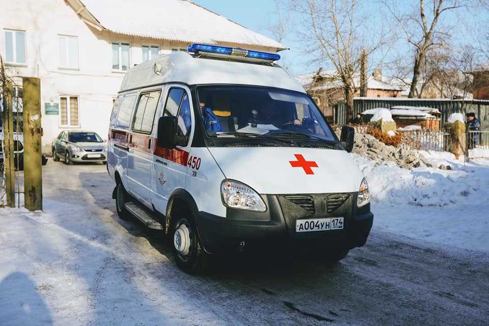 В центре Челябинска подросток получил удар ножом в сердце