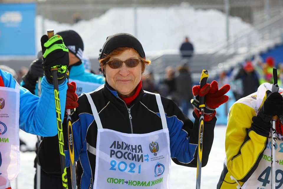 Более 400 жителей района пробежали во всероссийском забеге «Лыжня России-2021»
