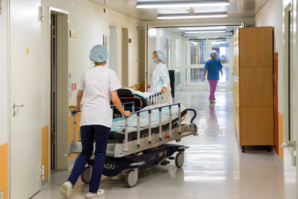 В челябинской больнице открывают 300 коек для заболевших ковидом