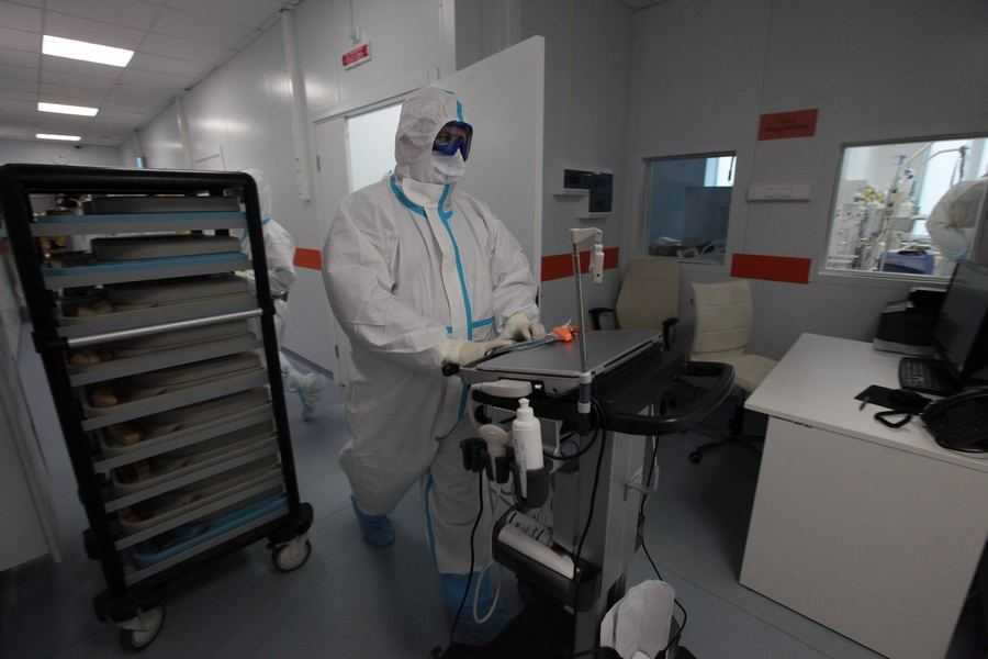 Лечение от COVID-19 в Челябинской области проходят 9,5 тысяч человек