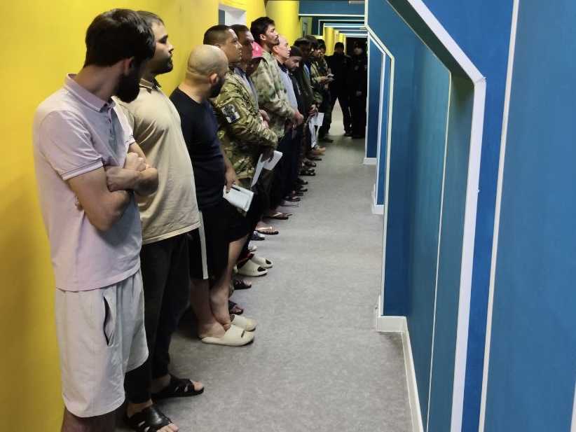 В Челябинске оштрафовали владелицу хостела на 1,6 млн рублей за мигрантов