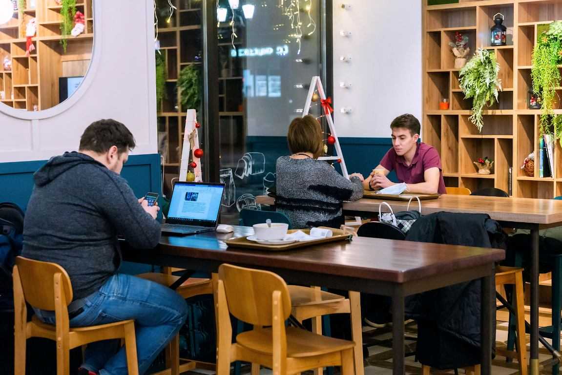 В Челябинской области ресторанам разрешат работать по ночам