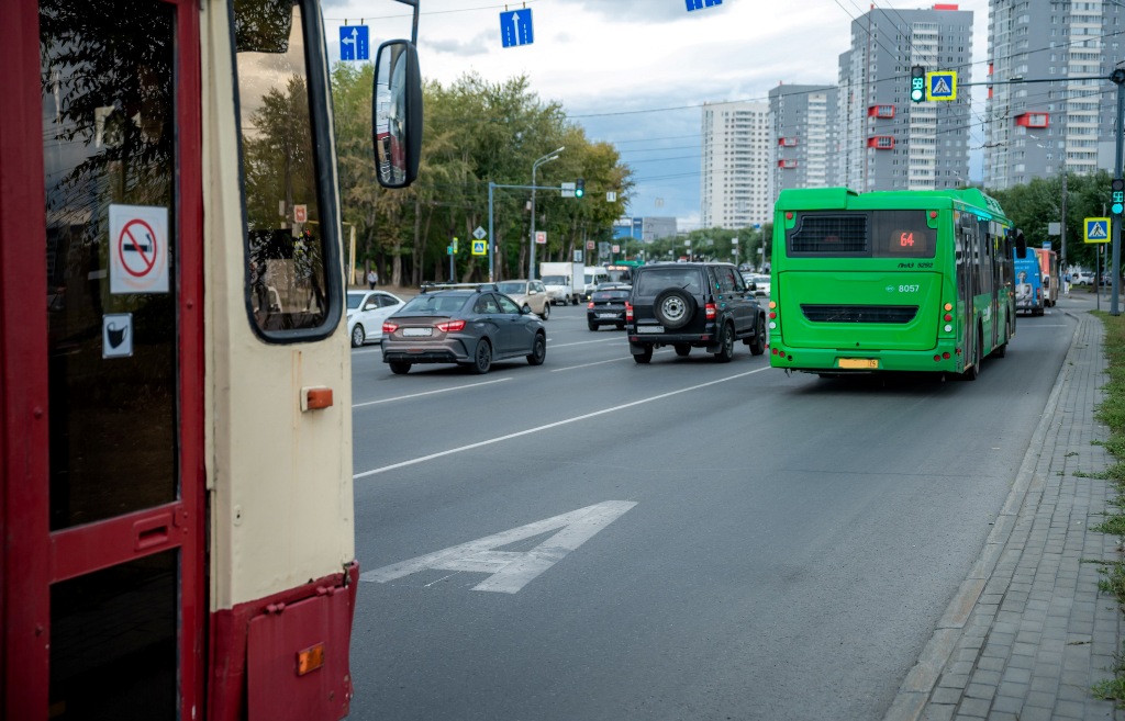 В Челябинске будет больше выделенок для общественного транспорта